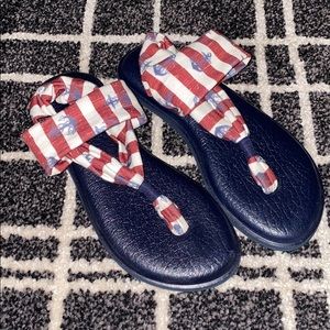 Gently Used Sanuk Yoga Sling 2 Print